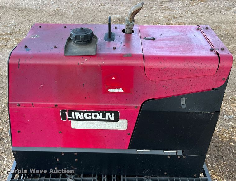 image for item MF9924 Lincoln Electric Ranger 305G  welder/generator