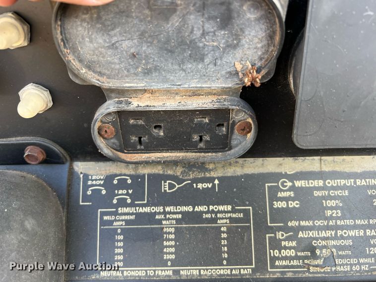 image for item MF9924 Lincoln Electric Ranger 305G  welder/generator