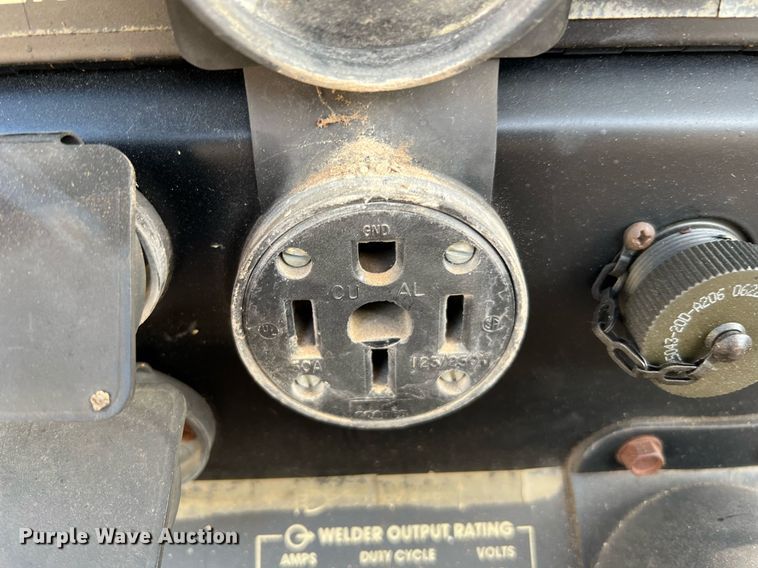 image for item MF9924 Lincoln Electric Ranger 305G  welder/generator