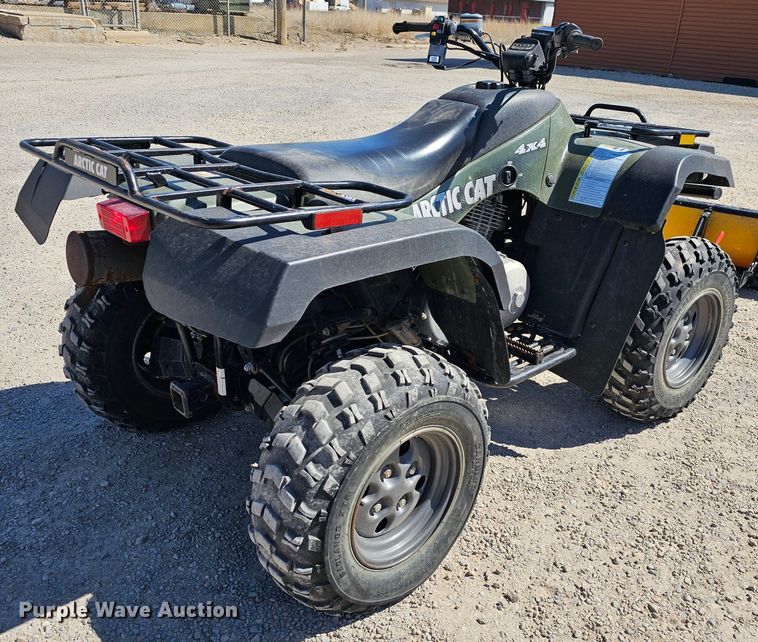 image for item MI9480 2004 Arctic Cat 500  ATV