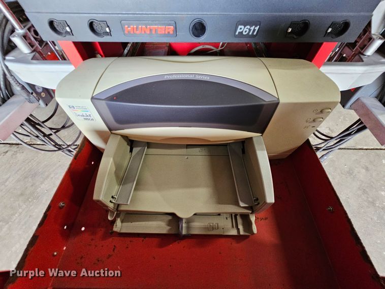 image for item MI9505 Hunter P611  alignment machine