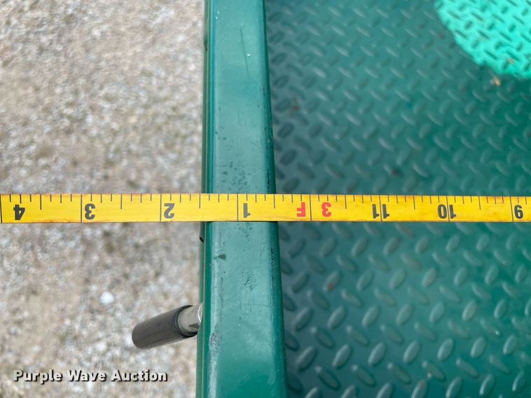 image for item MM9481 2009 Kawasaki Mule 600  utility vehicle