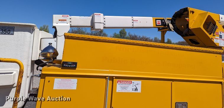 image for item MN9805 2014 Dodge Ram 5500  bucket truck