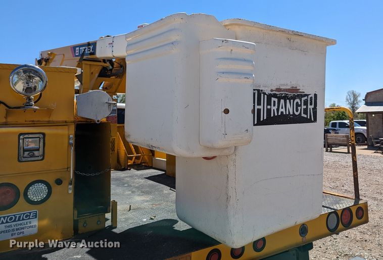 image for item MN9805 2014 Dodge Ram 5500  bucket truck