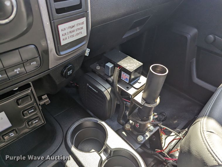 image for item MN9805 2014 Dodge Ram 5500  bucket truck