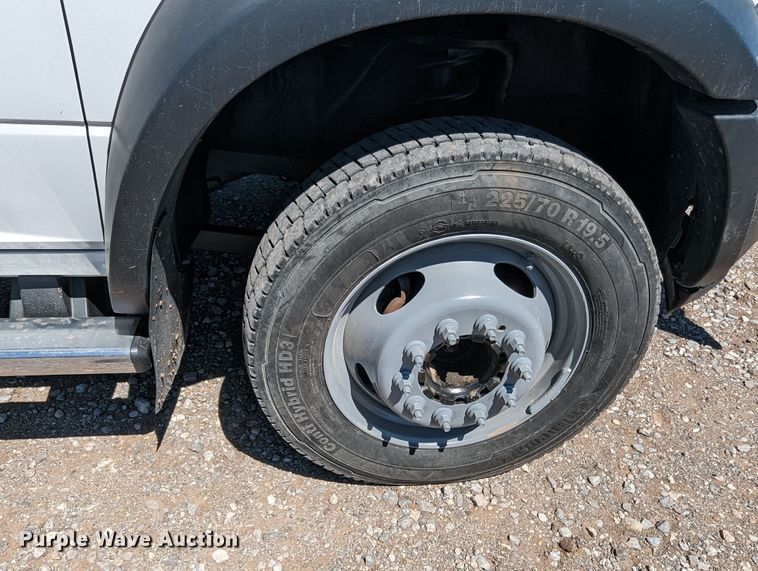 image for item MN9805 2014 Dodge Ram 5500  bucket truck