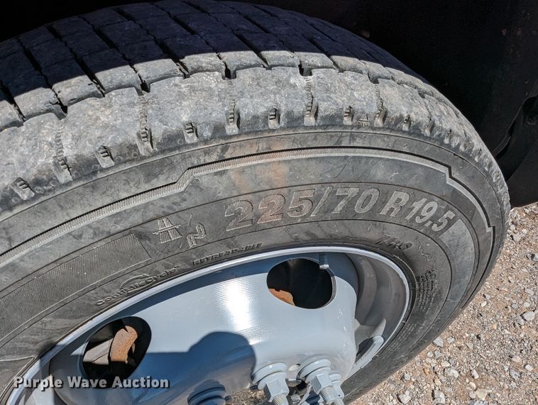 image for item MN9805 2014 Dodge Ram 5500  bucket truck