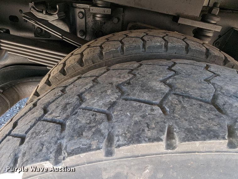 image for item MN9805 2014 Dodge Ram 5500  bucket truck