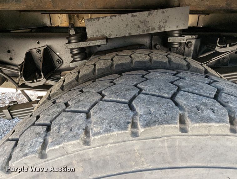 image for item MN9805 2014 Dodge Ram 5500  bucket truck