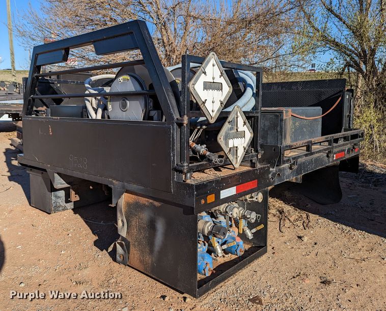 image for item MN9842 Flatbed