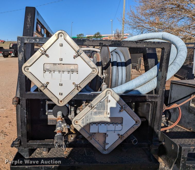 image for item MN9842 Flatbed