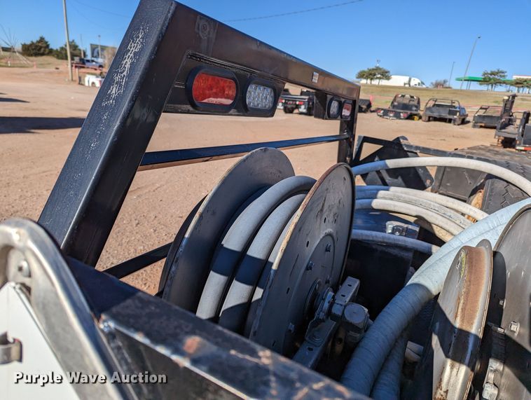 image for item MN9842 Flatbed