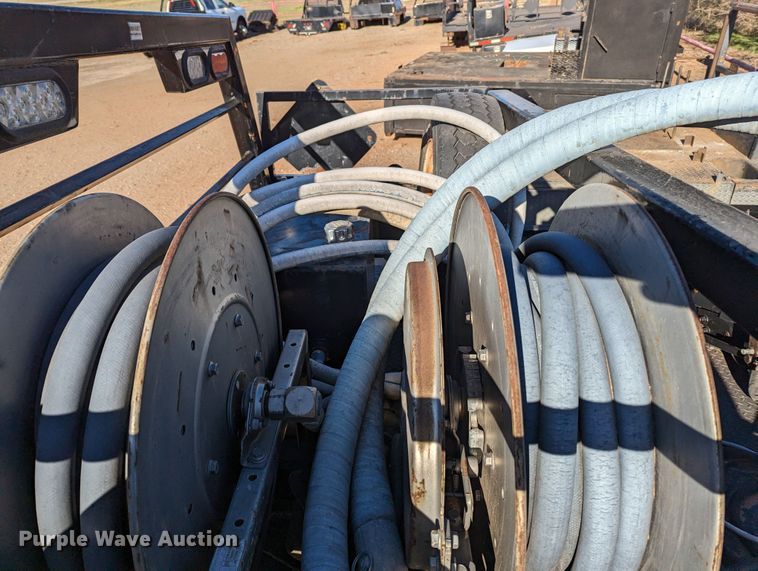 image for item MN9842 Flatbed