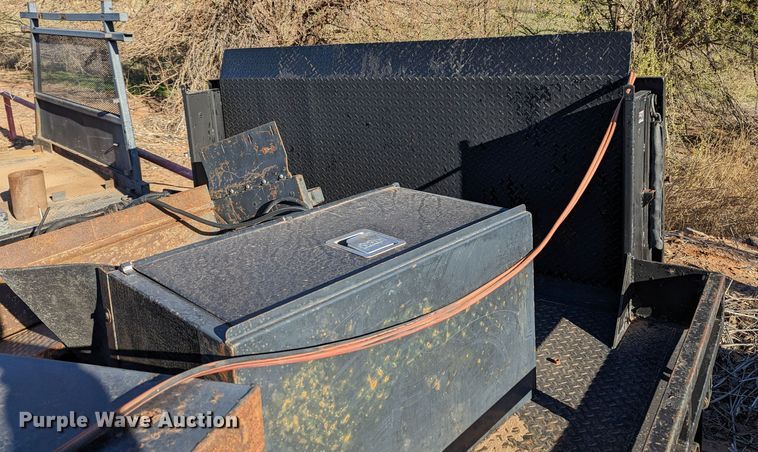 image for item MN9842 Flatbed