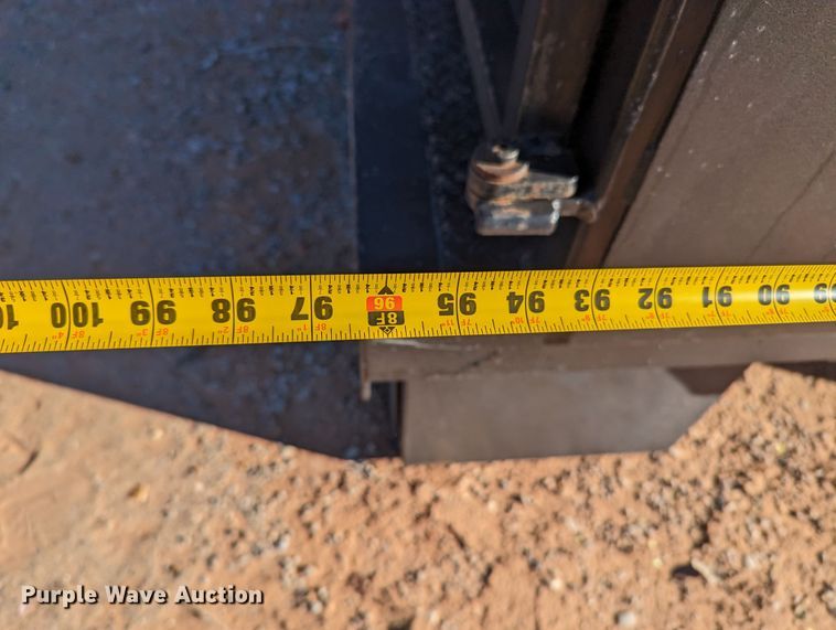 image for item MN9842 Flatbed