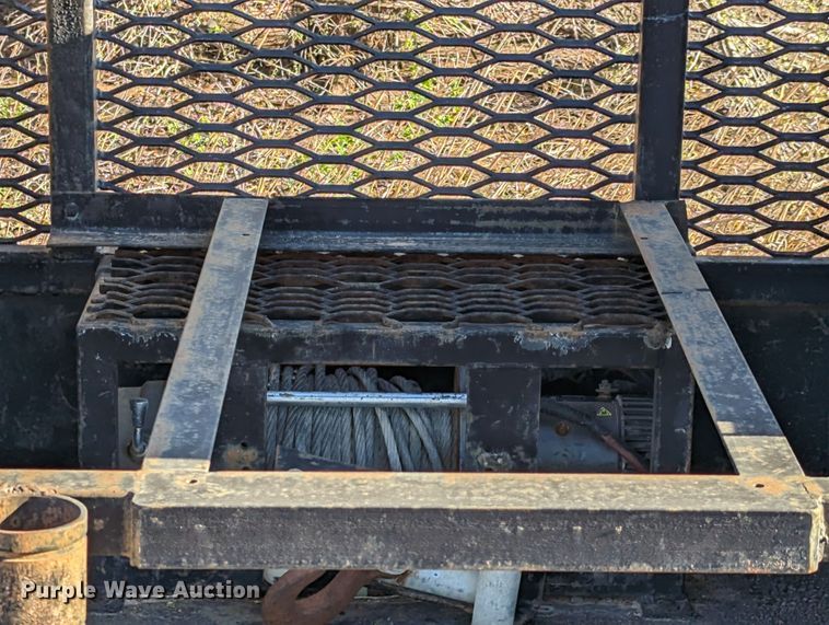 image for item MN9843 Winch bed