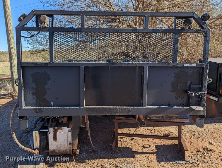 image for item MN9844 Flatbed