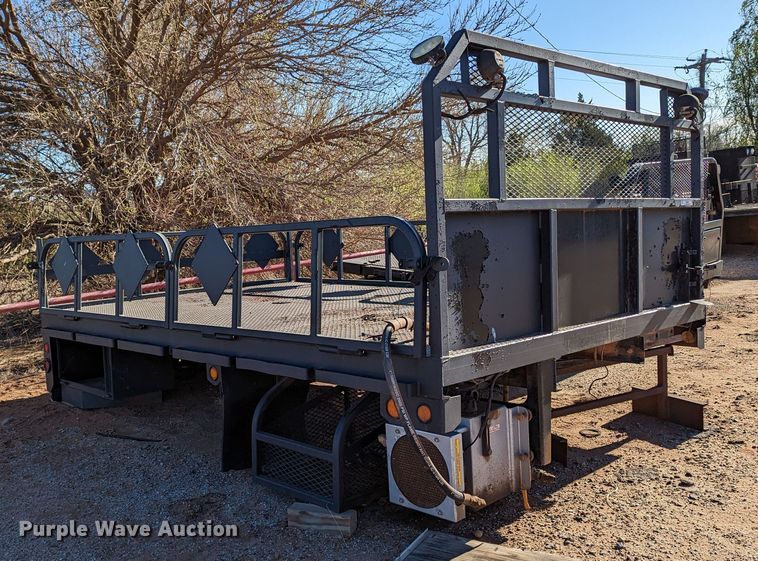 image for item MN9844 Flatbed