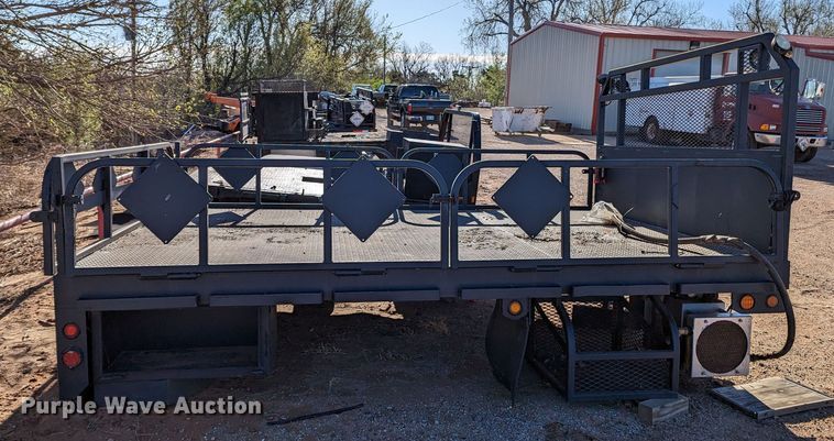 image for item MN9844 Flatbed