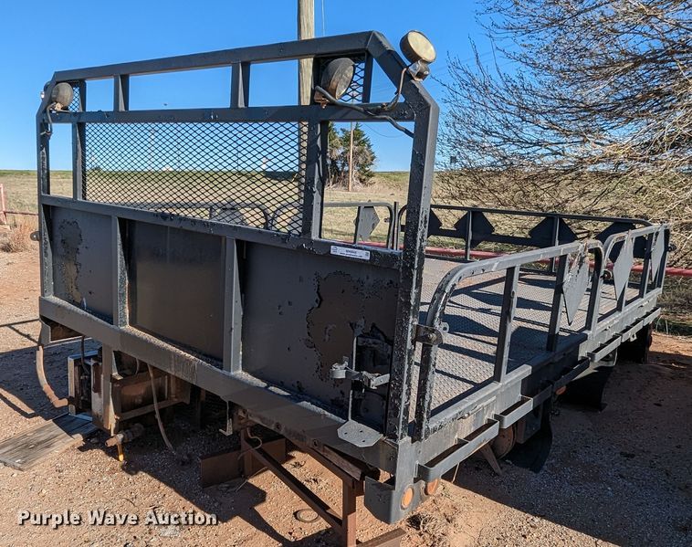 image for item MN9844 Flatbed