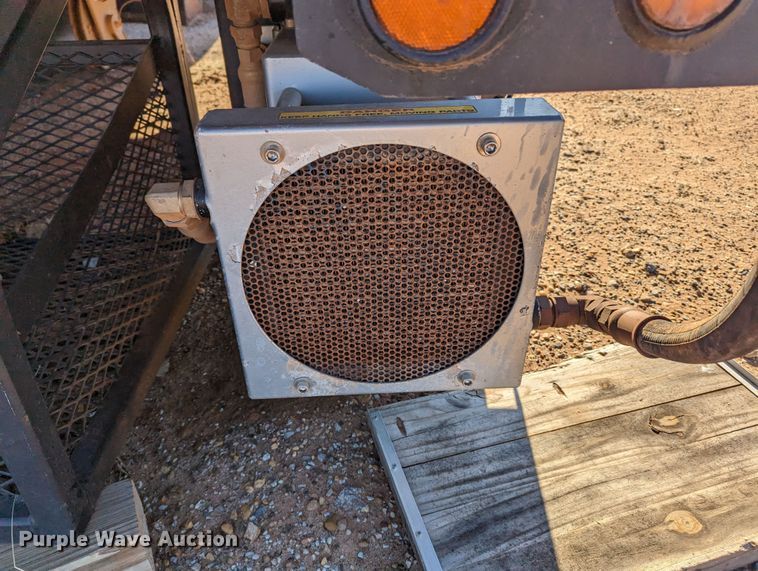 image for item MN9844 Flatbed