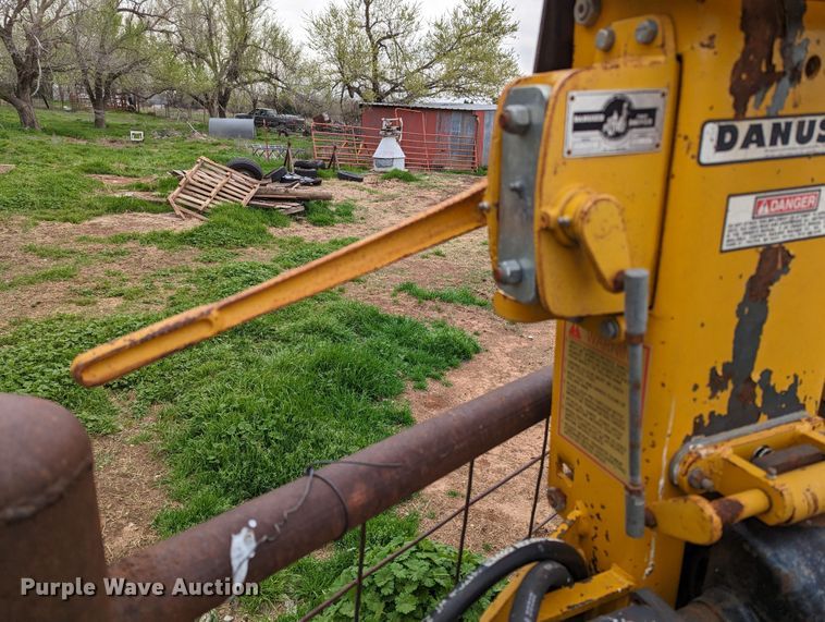 image for item MN9863 Danuser BMD-H  post driver