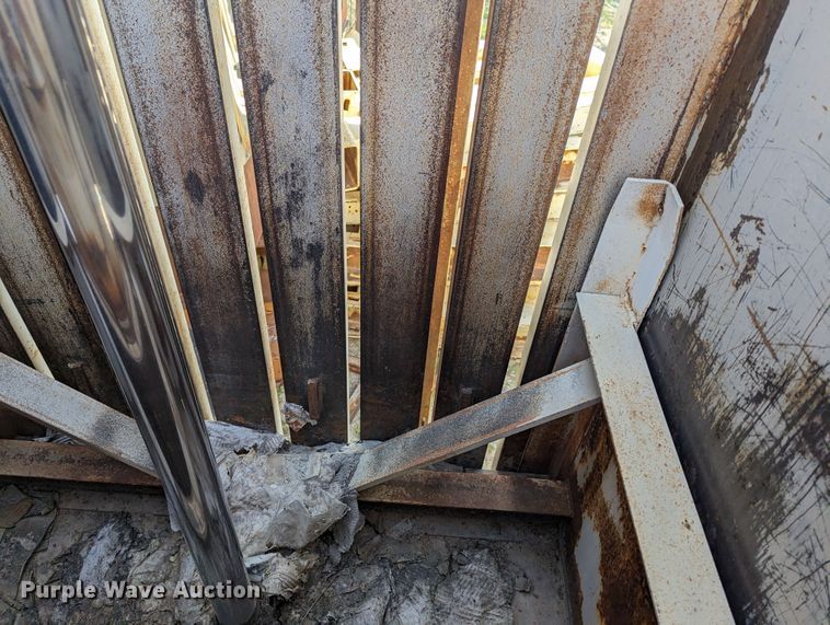 image for item MN9873 General Hydraulics 315-43-13  cardboard baler