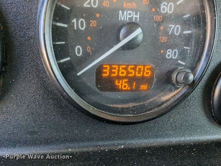 image for item MN9874 2014 Peterbilt 330  dump flatbed truck