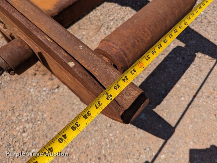 image for item MN9886 Gilbreath U5-I0-104  roll-off bed