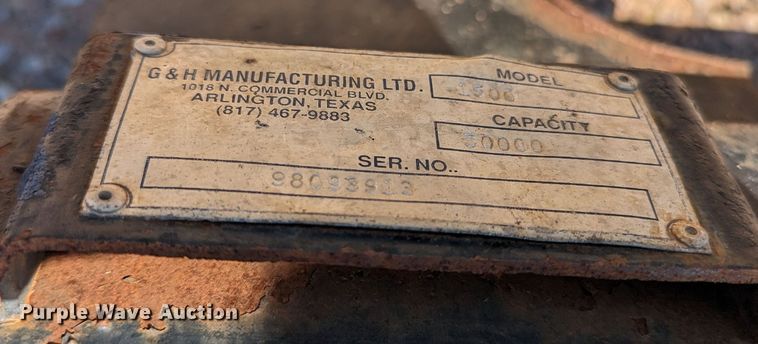 image for item MN9887 G&H Manufacturing 1500  roll-off bed