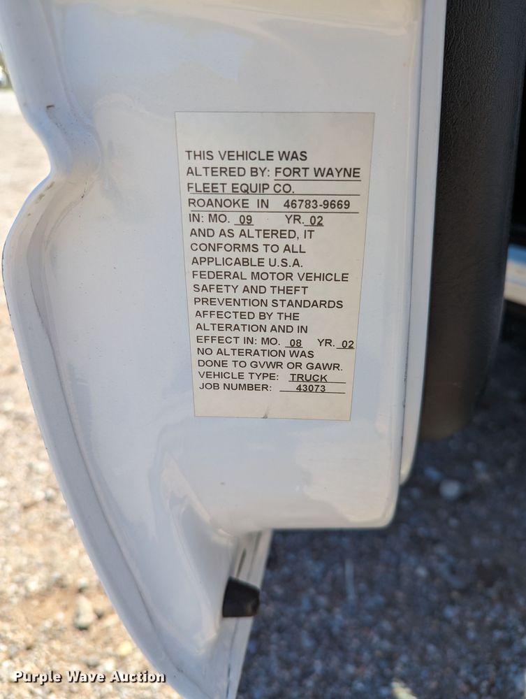 image for item MN9889 2003 GMC Sonoma  Ext. Cab pickup truck