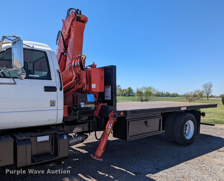 image for item MN9890 2000 Chevrolet C6500  crane truck