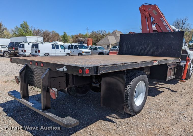 image for item MN9890 2000 Chevrolet C6500  crane truck