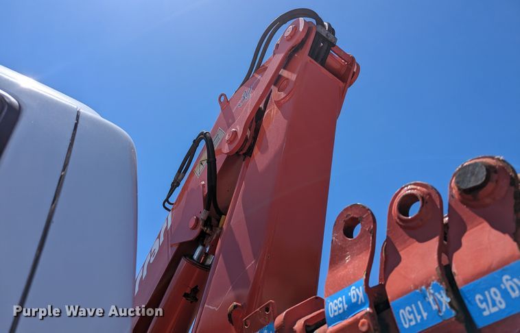 image for item MN9890 2000 Chevrolet C6500  crane truck