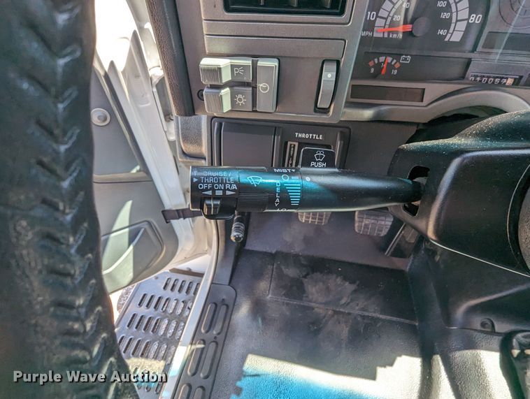 image for item MN9890 2000 Chevrolet C6500  crane truck