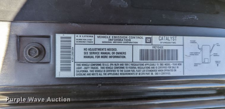 image for item MN9892 2003 GMC Sonoma  Ext. Cab pickup truck