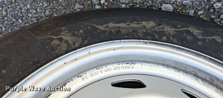 image for item MN9892 2003 GMC Sonoma  Ext. Cab pickup truck