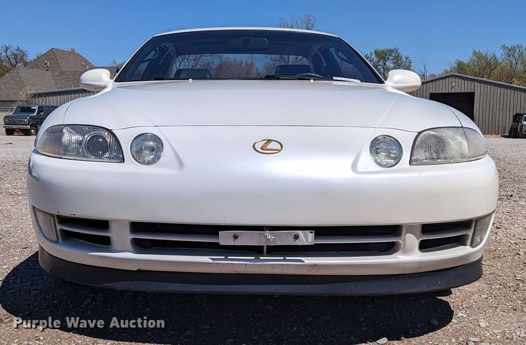 image for item MN9894 1992 Lexus SC400