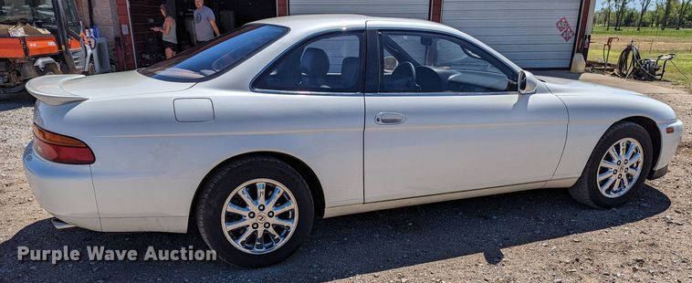 image for item MN9894 1992 Lexus SC400