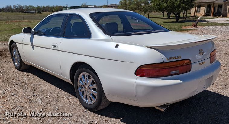 image for item MN9894 1992 Lexus SC400