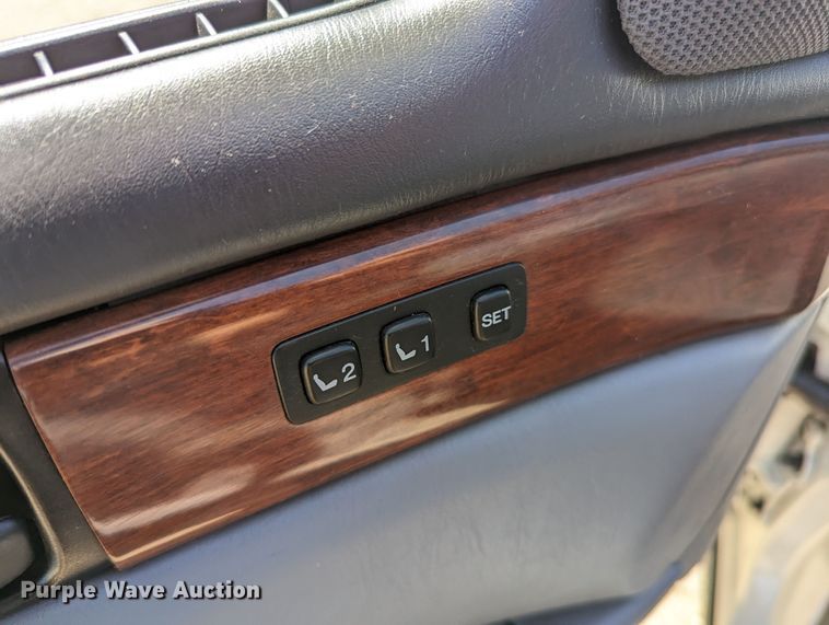 image for item MN9894 1992 Lexus SC400