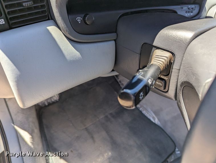 image for item MN9894 1992 Lexus SC400