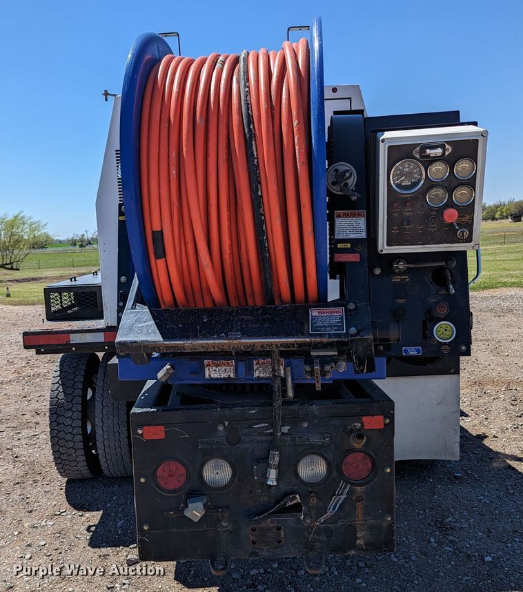 image for item MN9895 2016 Ford F550  sewer jetter truck