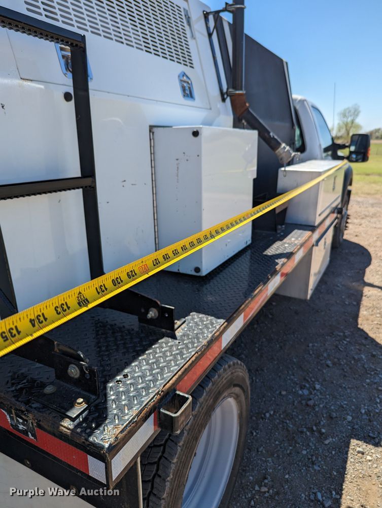 image for item MN9895 2016 Ford F550  sewer jetter truck