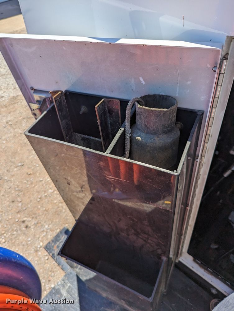 image for item MN9895 2016 Ford F550  sewer jetter truck