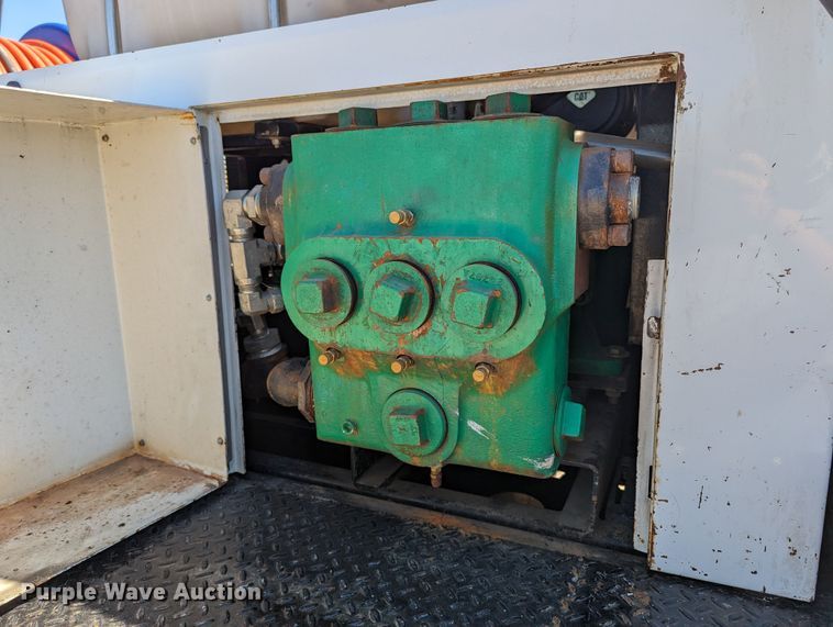 image for item MN9895 2016 Ford F550  sewer jetter truck