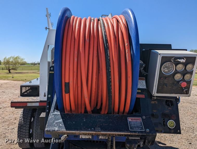 image for item MN9895 2016 Ford F550  sewer jetter truck