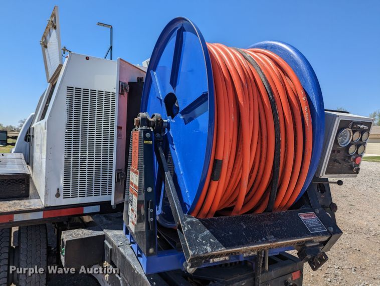 image for item MN9895 2016 Ford F550  sewer jetter truck