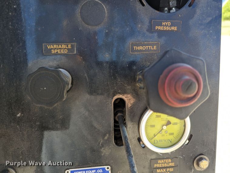 image for item MN9895 2016 Ford F550  sewer jetter truck