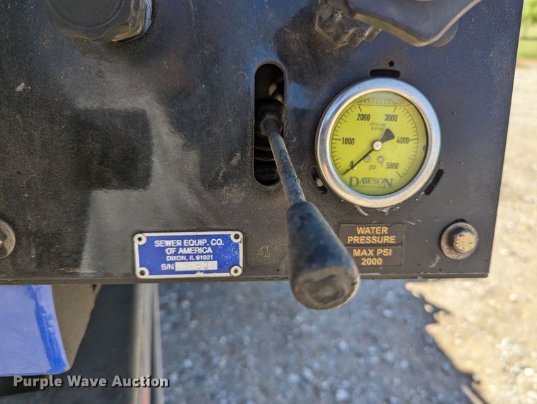 image for item MN9895 2016 Ford F550  sewer jetter truck